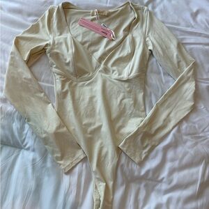 Long-Sleeve Cream V-Neck Bodysuit